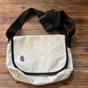 Timbuk2 small messenger bag